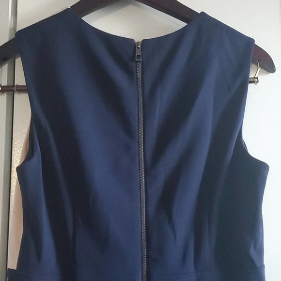 Vince Camuto size 6 Colorblock Shift Dress - Picture 5 of 9